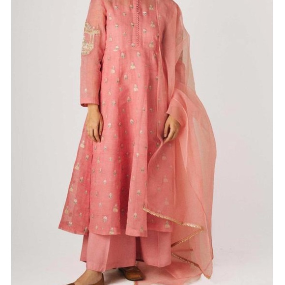 Small zara shahjahan suit 4pc Pakistani/Indian - Picture 1 of 2